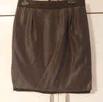 Brown skirt size M like new with embossed leaf pattern