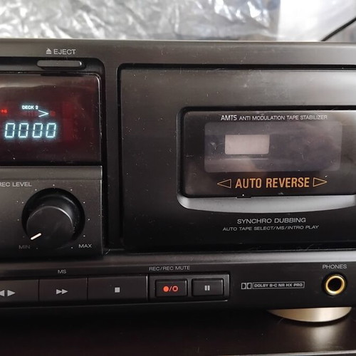 Aiwa AD-WX727 stereo cassette deck used with remote