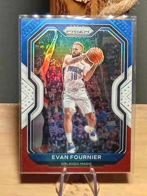 Κάρτα Evan Fournier Panini Prizm 2020-21 σαν καινούργια, μπλε άσπρο κόκκινο