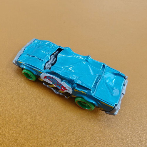 Hot Wheels Speed Bump 2019 like new collectible toy car