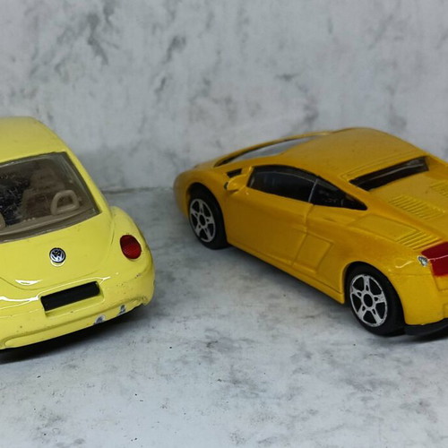 Burago and Maestro Toy Cars like new, 1/43 scale VW Beetle and Lamborghini Gallardo
