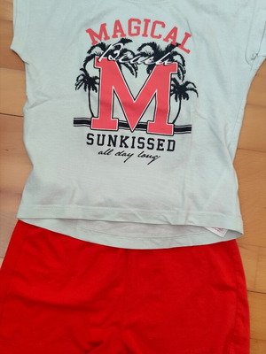Name It girls' set like new, T-shirt 98 cm green, shorts 104 cm coral