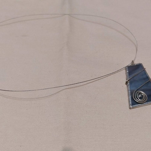 Handmade necklace used with metal elements