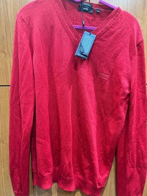 Boss knitted wool sweater small new, red