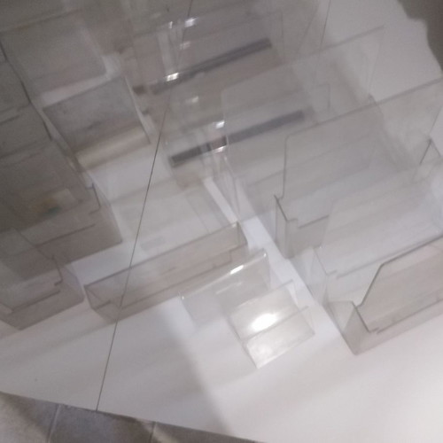 Plexiglass stands for prints and signs used, pack of 31 pieces