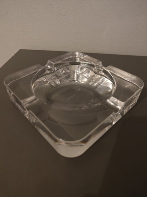 Ashtray like new