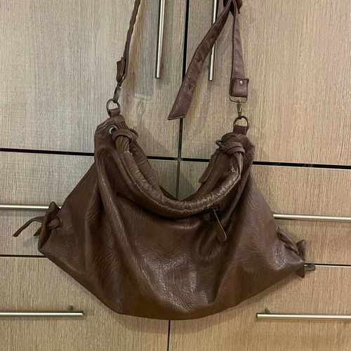 Brown large shoulder bag used, imitation leather