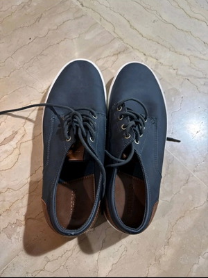 Pull and Bear navy casual shoes like new, size 45