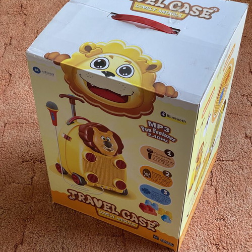 Children's Lion Trolley Suitcase with Bluetooth and MP3, new, yellow