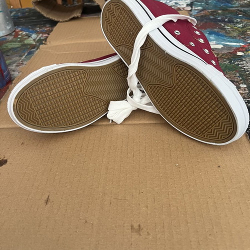 Canvas shoes new, red, size 38, athletic style