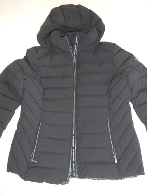 Γυναικείο χειμερινό μπουφάν Michael Kors puffer medium μαύρο σαν καινούργιο με κουκούλα και τσαντάκι