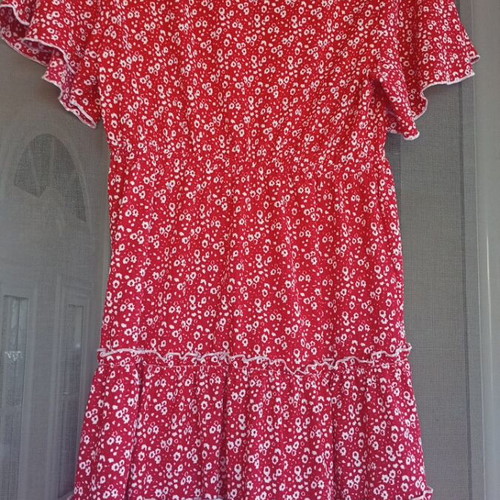 Summer dress like new, size Large, knee length