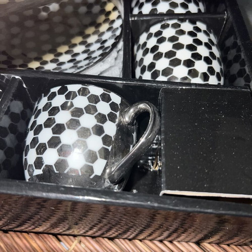Coffee cup set new with checkerboard mirror design