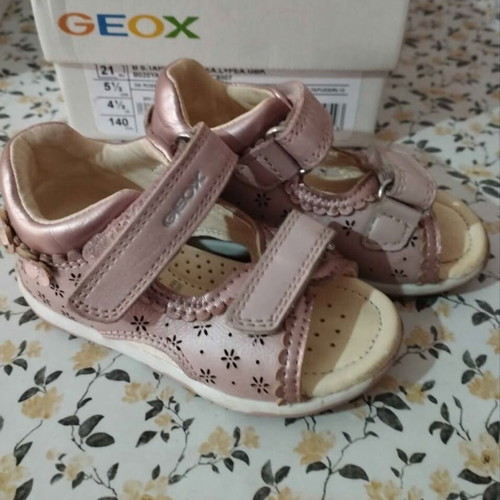 Geox children's sandals like new, rotten apple color, size 21