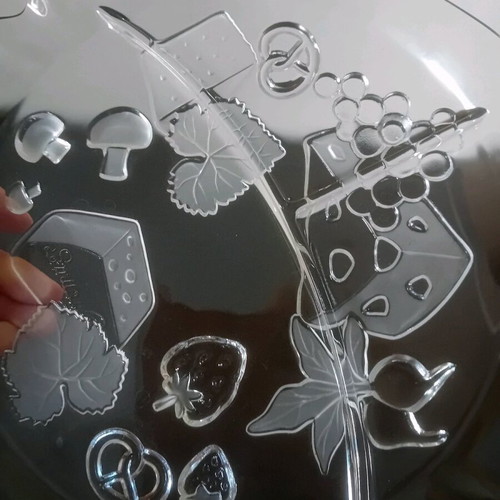 Serving platter with knife, like new, 28 cm, divided in 3 parts