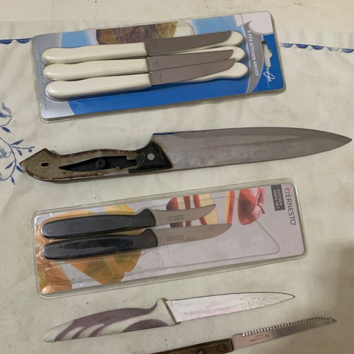 Kitchen knives used, assorted set, unsharpened