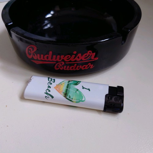 Budweiser vintage collectible large ashtray like new