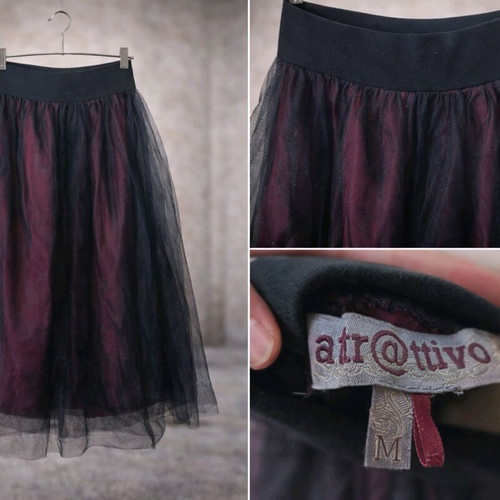 Attr@ttivo midi tulle skirt like new, black with burgundy