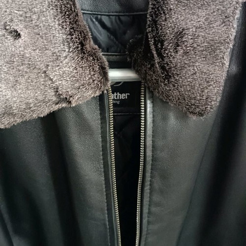 Men's leather jacket used with fur XXL black