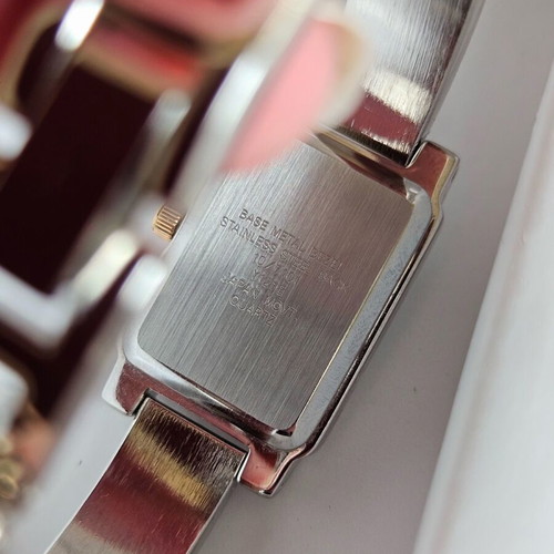 Anne Klein II wristwatch silver like new