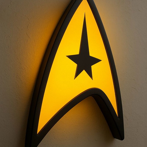 Star Trek lamp like new, USB powered with switch