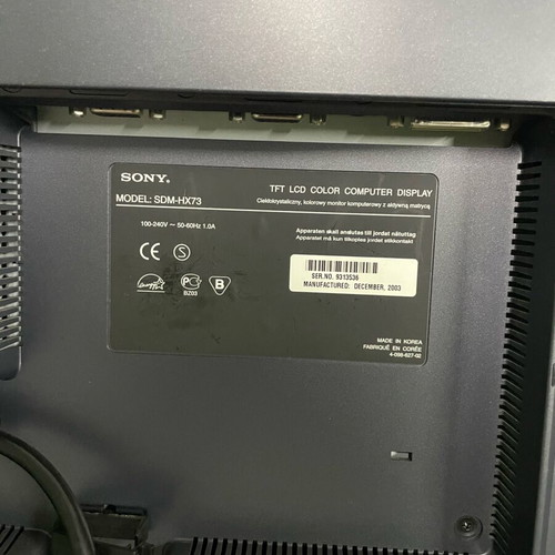 Sony computer monitor 17 inches with built-in speakers and 3 ports like new