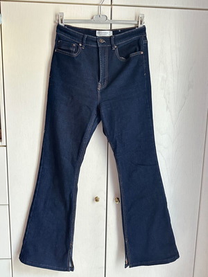 Τζιν παντελόνι flare Stradivarius