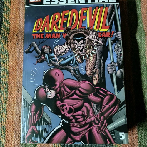 Essential Daredevil, Vol. 5 (Marvel Essentials) like new