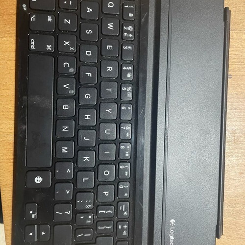 Logitech wireless keyboard for tablet used