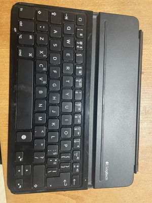 Logitech wireless keyboard for tablet used
