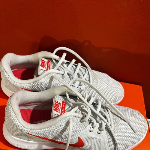 Nike Flex Trainer 8 sneakers new, barely grey