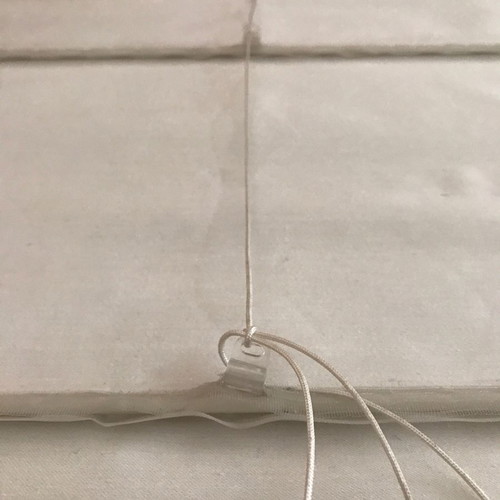 Fabric roller blind like new, dimensions 1.50x1.32 meters