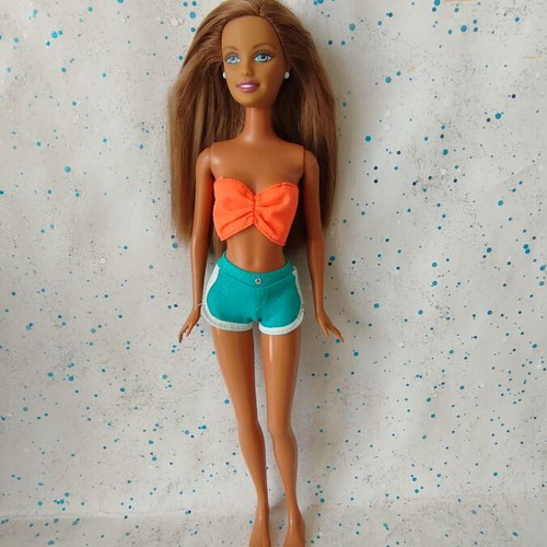 Barbie Cali Girl 2005 doll with small flaw, redressed