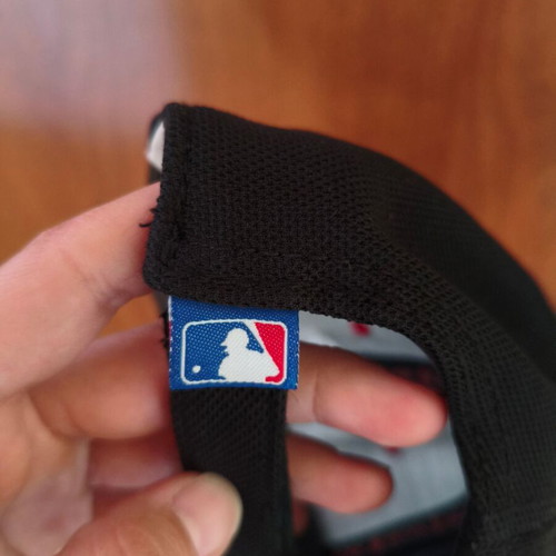 New Era New York Yankees MLB cap size 58cm like new black red