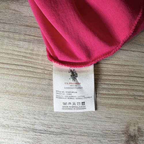 U.S. Polo Assn. T-shirt hot pink size M used