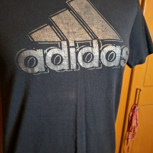 Adidas T-shirt used, size S, black and gold