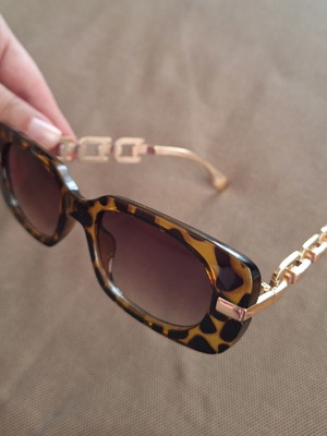 Sunglasses with UV400 filter new, brown and gold