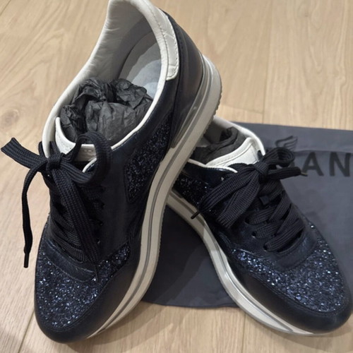 Hogan sneakers, deep blue, size 38.5