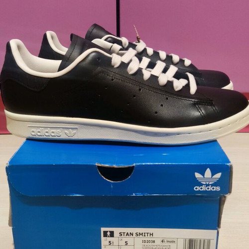 Adidas Originals Stan Smith sneakers new, size 38, black and white
