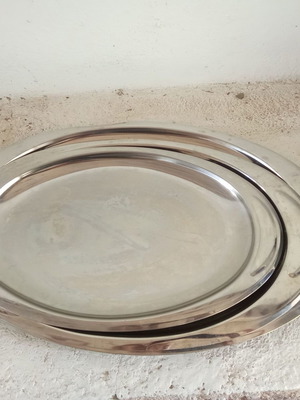 Set of 3 stainless steel serving trays
