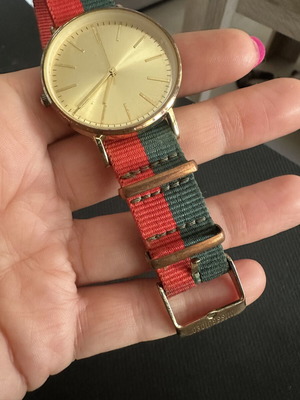 Fashion watch with gold case and NATO fabric strap