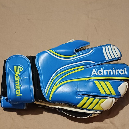 Admiral goalkeeper gloves and shin guards for kids like new