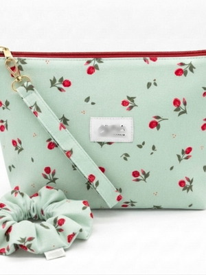 Wrist bag new with scrunchie