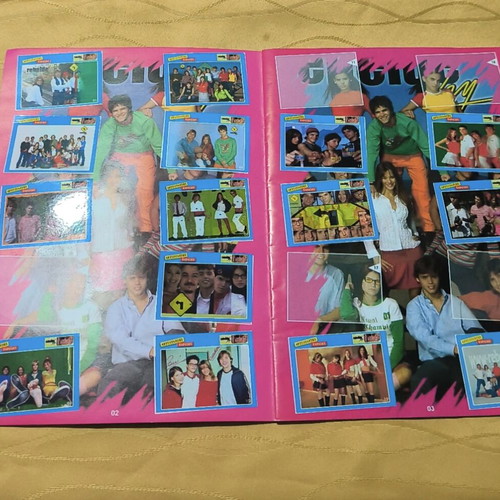 Rebelde Album Anypotaktes Kardies used with 117 stickers