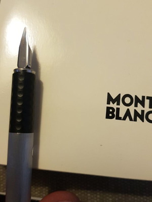 Mont Blanc pen like new
