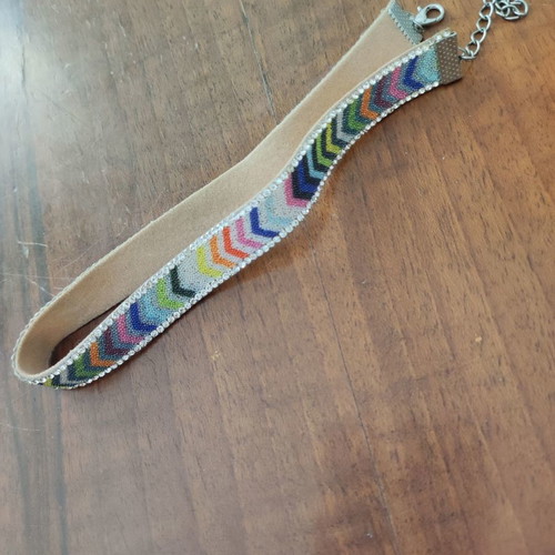 Choker necklace used in good condition