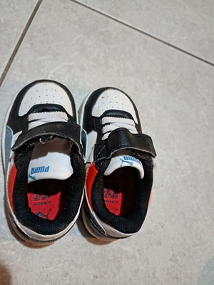 Βρεφικά παπούτσια Puma για αγόρι νούμερο 20 σαν καινούργια