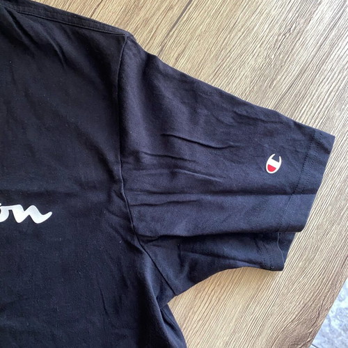Champion short-sleeve shirt like new, size L, black