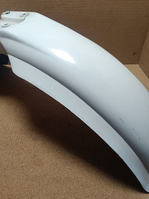 DT YZ front fender, genuine, painted, with crack