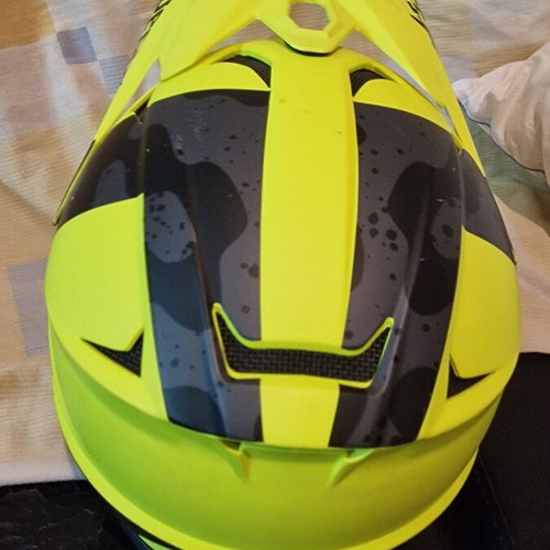 Helmet size Medium like new